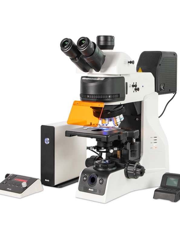 Microscópio Metalográfico 